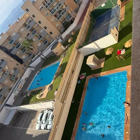 Piso Avda Sabinal Con Piscina